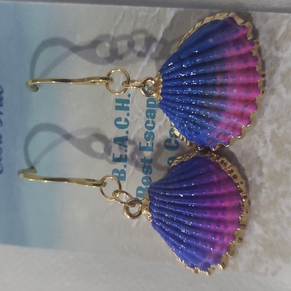 1568- Shell Hand Painted Purple Pink Gold Color Dangle Earrings Handmade NWT - Picture 3 of 3